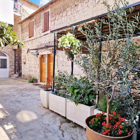 Studio Amabile سبليت المظهر الخارجي الصورة